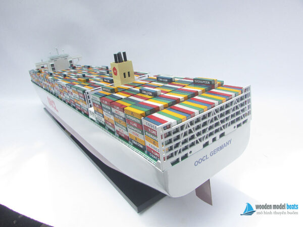 Commercial-Ship-Oocl-Germany-Lenght-100-(10) Mô Hình Thuyền Buồm