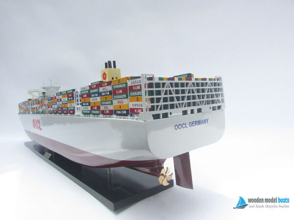 Commercial-Ship-Oocl-Germany-Lenght-100-(11) Mô Hình Thuyền Buồm