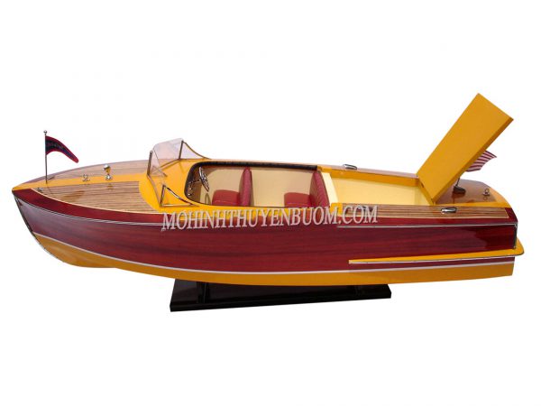 Thuyền Đua Chris Craft Riviera 1954