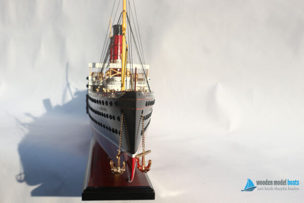 Ocean-Liners-Rms-Campania-Model--(17) Mô Hình Thuyền Buồm