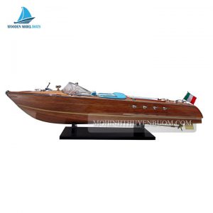 Thuyền Đua RIVA AQUARAMA