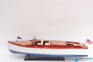 Mô Hình Thuyền Chris Craft Runabout 1930 Trắng & Xanh 82cm