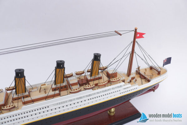 Mô Hình Thuyền Du Lịch Titanic 60Cm