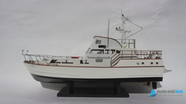 Koushin Maru Modern Yacht Model (2) Mô Hình Thuyền Buồm