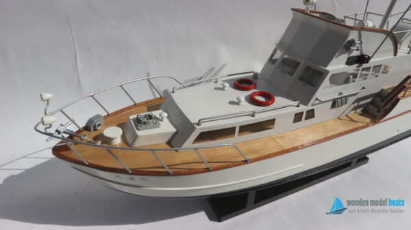 Koushin Maru Modern Yacht Model (3) Mô Hình Thuyền Buồm