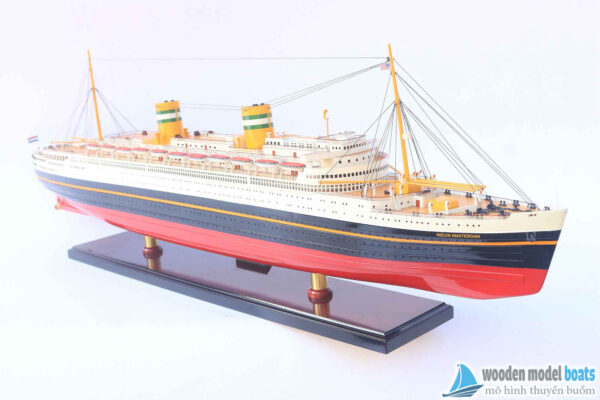 Red-black-hull-ss-nieuw-amsterdam-ship-model-(5)