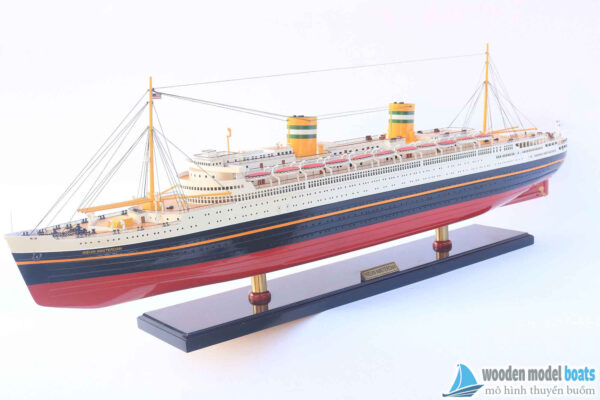 Red-black-hull-ss-nieuw-amsterdam-ship-model-(7)