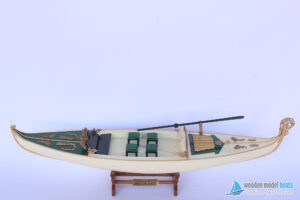 Mô Hình Thuyền Thống Gondola Sơn Kem