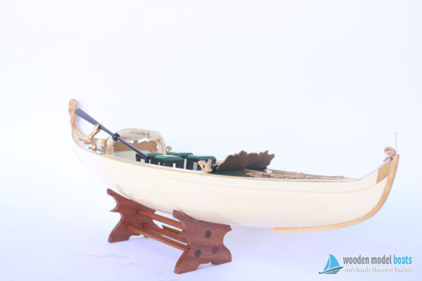 Mô Hình Thuyền Thống Gondola Sơn Kem
