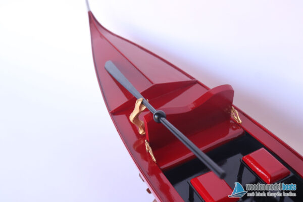 Mô Hình Thuyền Truyền Thống Gondola Sơn Đỏ