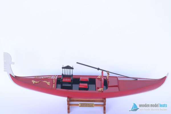 Mô Hình Thuyền Truyền Thống Gondola Sơn Đỏ