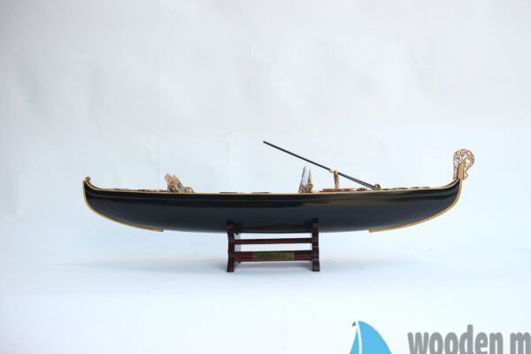 Mô Hình Thuyền Venetian Gondola Sơn Đen (11)