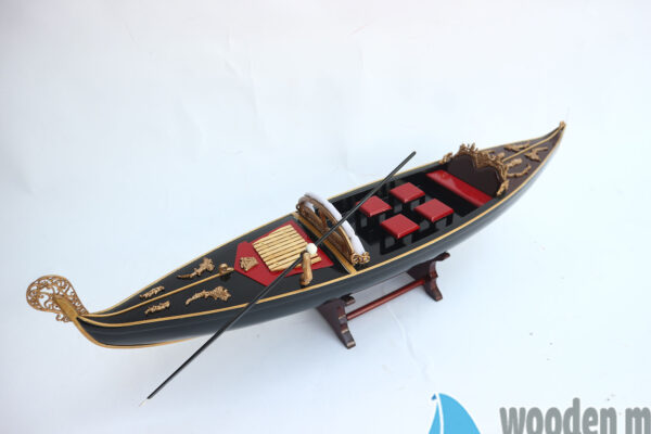 Mô Hình Thuyền Venetian Gondola Sơn Đen (17)